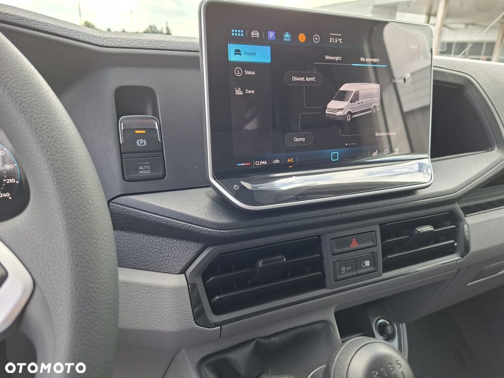 Volkswagen Crafter 35 Furgon z wysokim dachem silnik: 2,0 l EU6 177 KM / skrzynia biegów: Przedni napęd manualna 6-biegowa - 19
