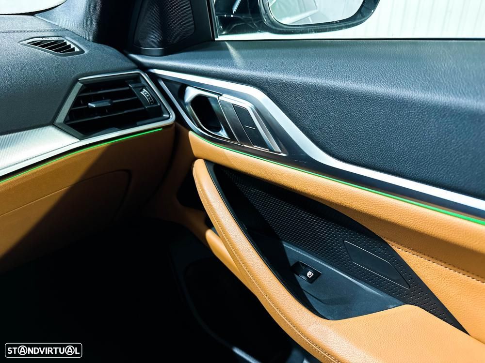 BMW i4 eDrive40 Pack Desportivo M - 32