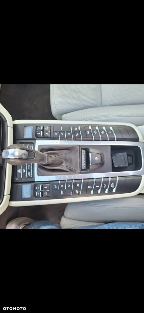 Porsche Macan GTS - 24