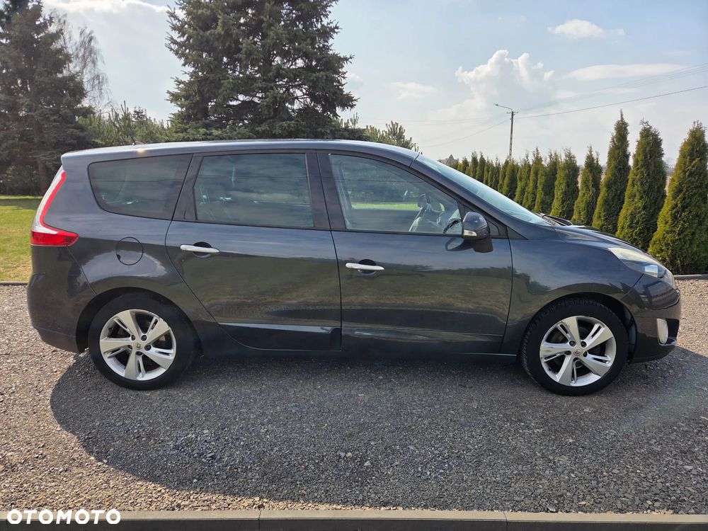 Renault Grand Scenic - 2