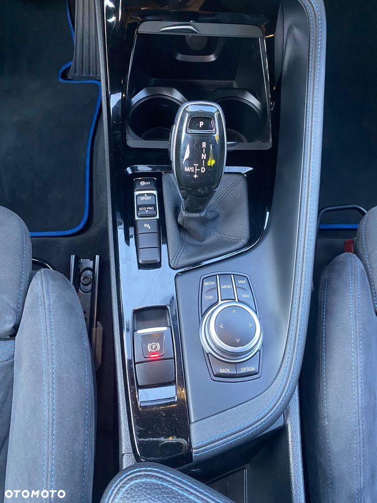 BMW X2 sDrive18i M Sport - 12