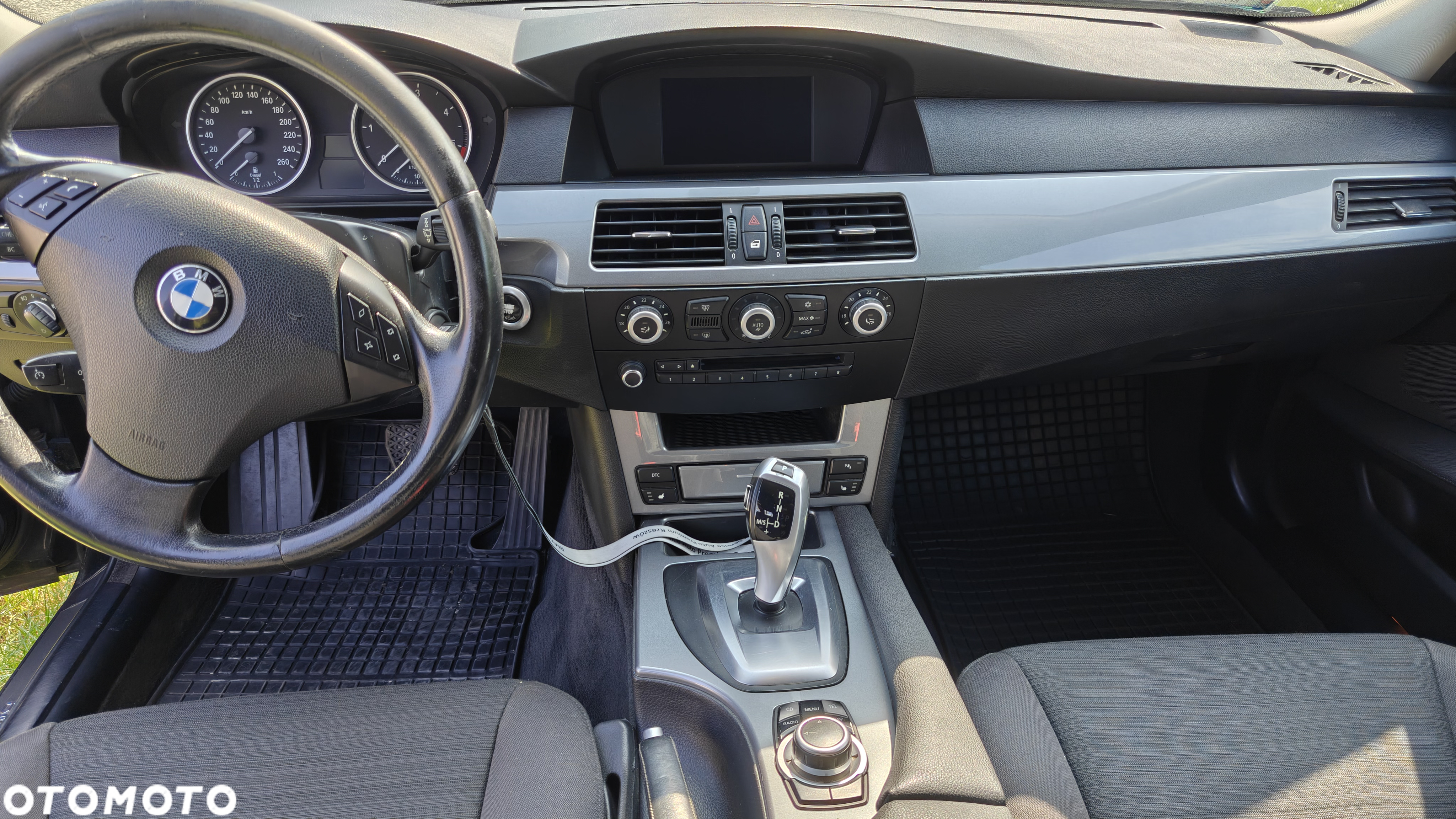 BMW Seria 5 520d Touring - 14