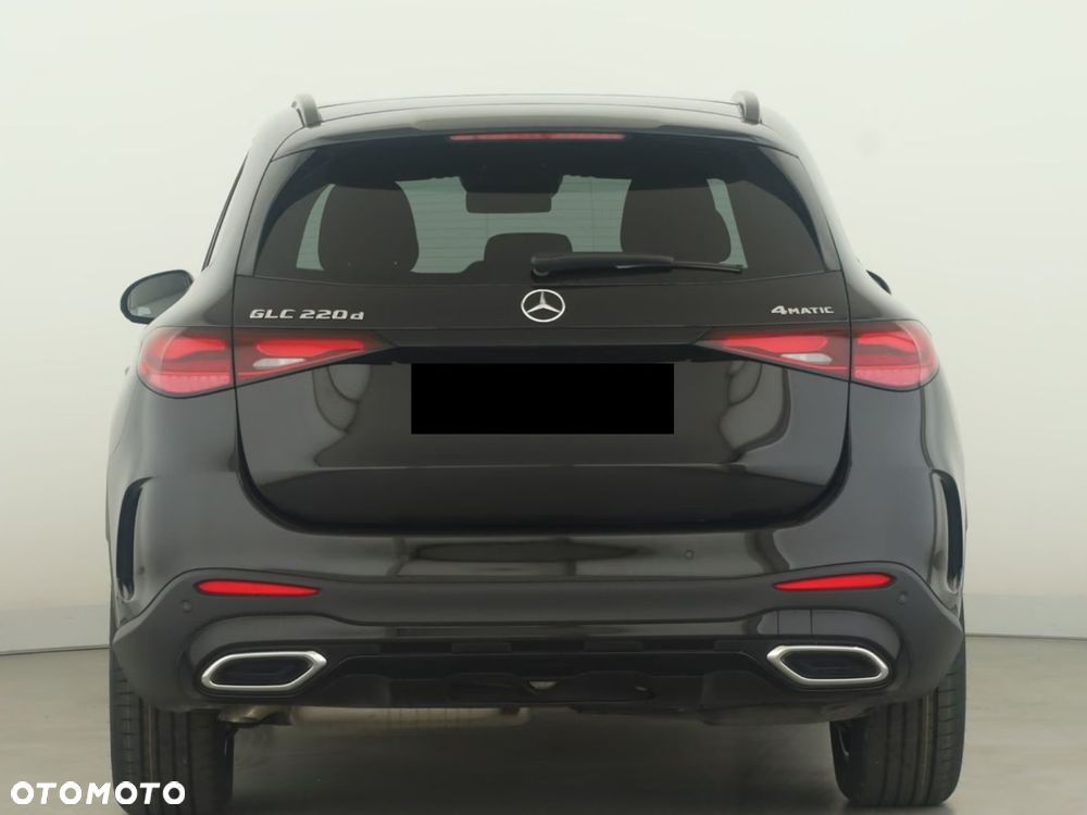 Mercedes-Benz GLC 220 d mHEV 4-Matic AMG Line - 4