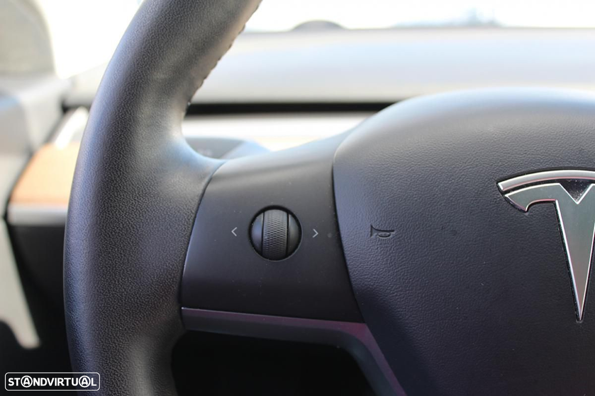 Tesla Model 3 Long-Range Dual Motor AWD - 27