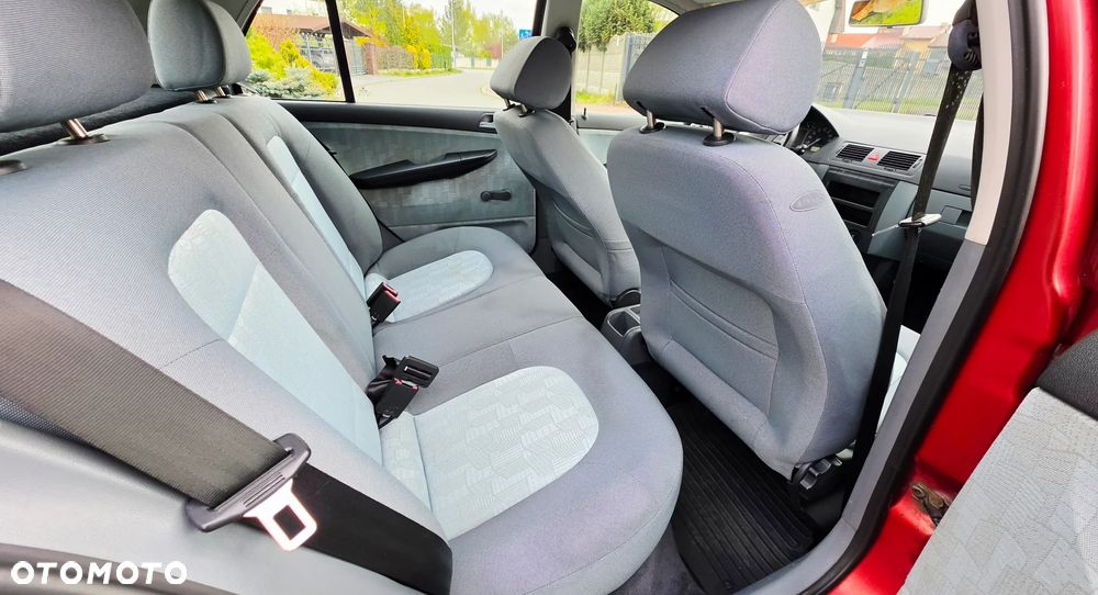 Skoda Fabia - 5