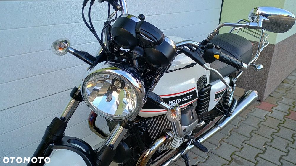 Moto Guzzi V7 - 13