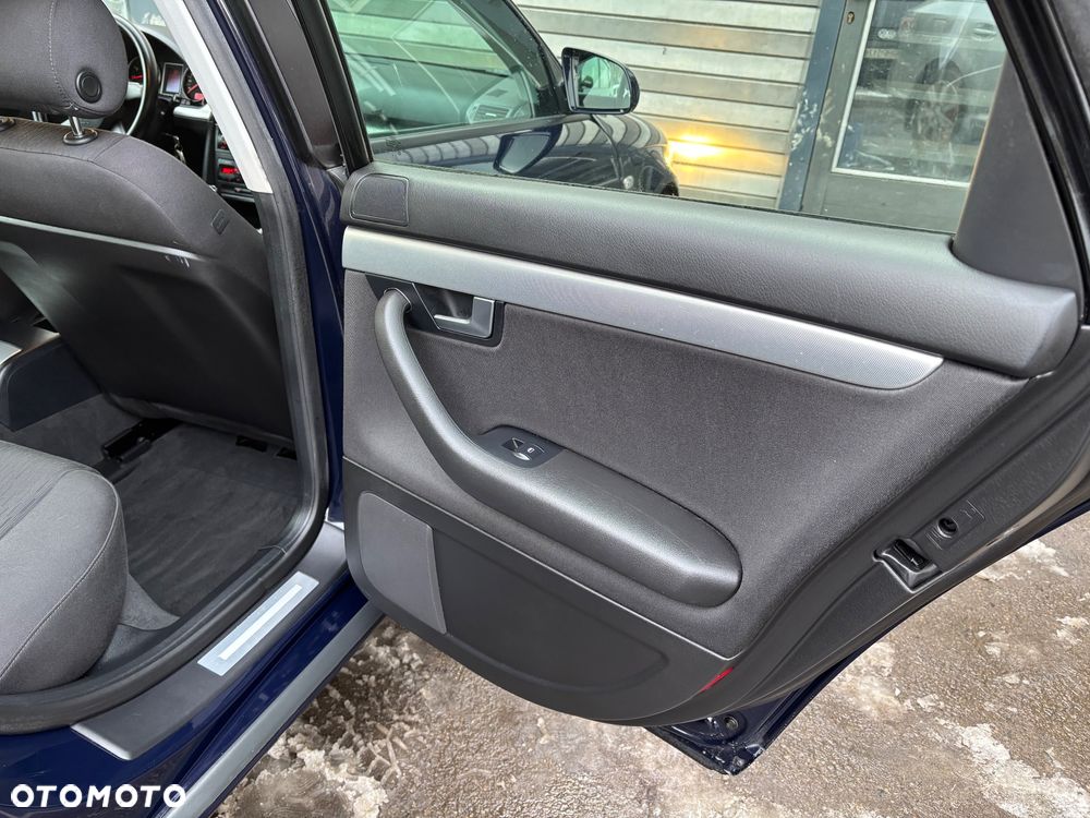 Audi A4 Limousine 1.8 T - 25