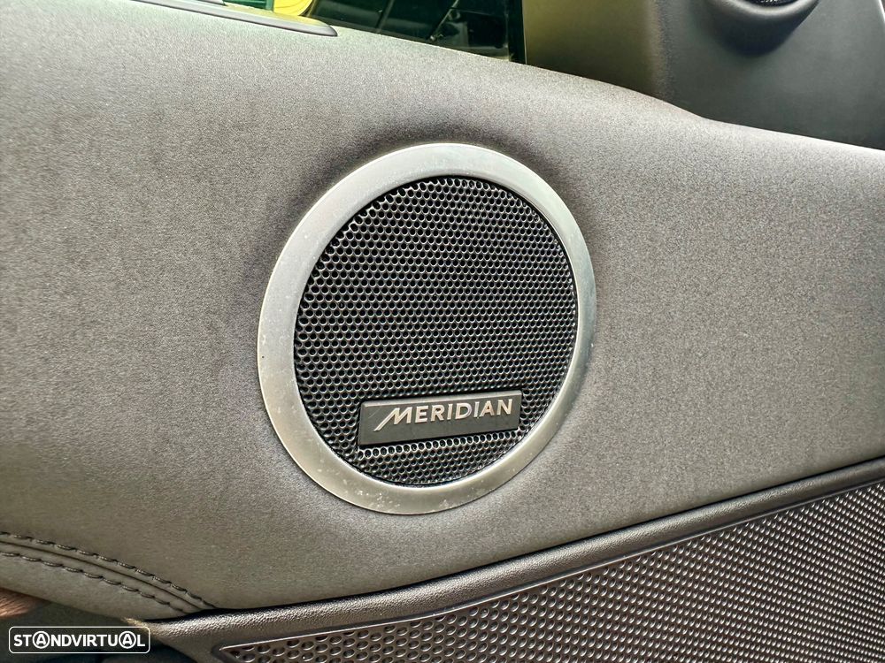 Land Rover Discovery - 25