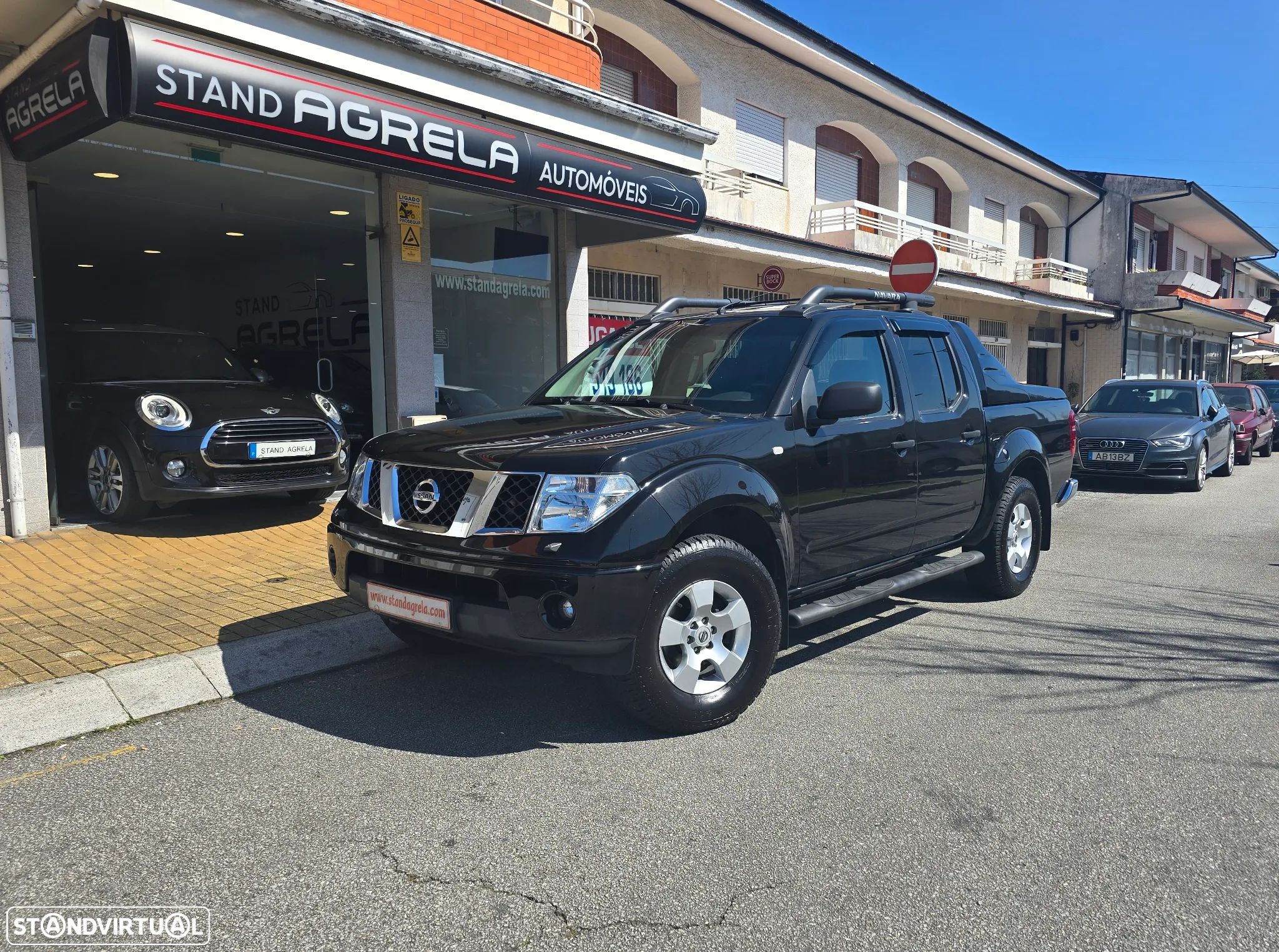Nissan Navara 2.5 dCi CD LE Premium AT - 1