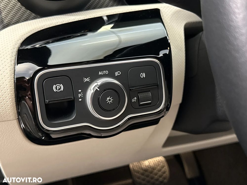Mercedes-Benz A 200 MHEV 7G-DCT - 17