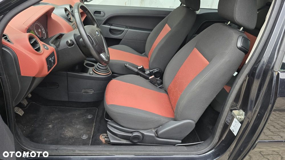 Ford Fiesta 1.3 Fun X - 18