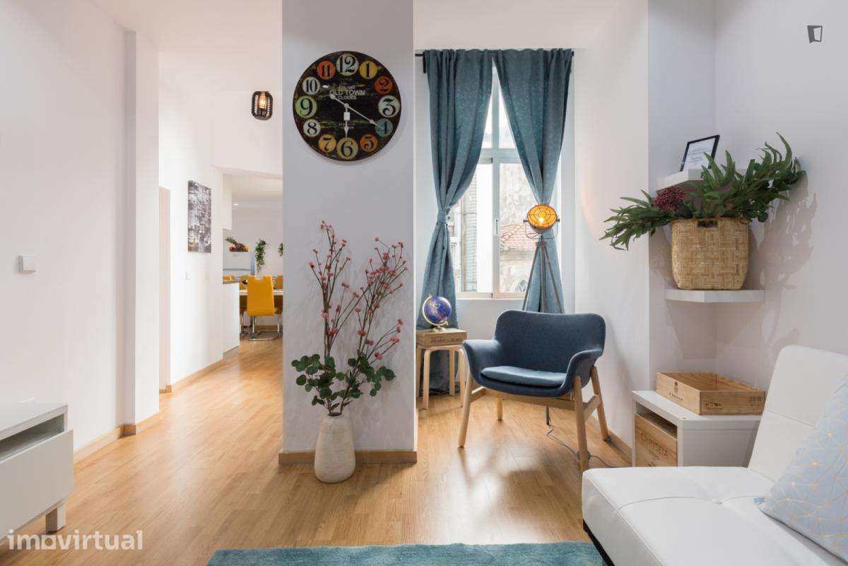 Apartamento com 2 quartos - localizado em Santo Ildefonso Porto - Grande imagem: 2/16