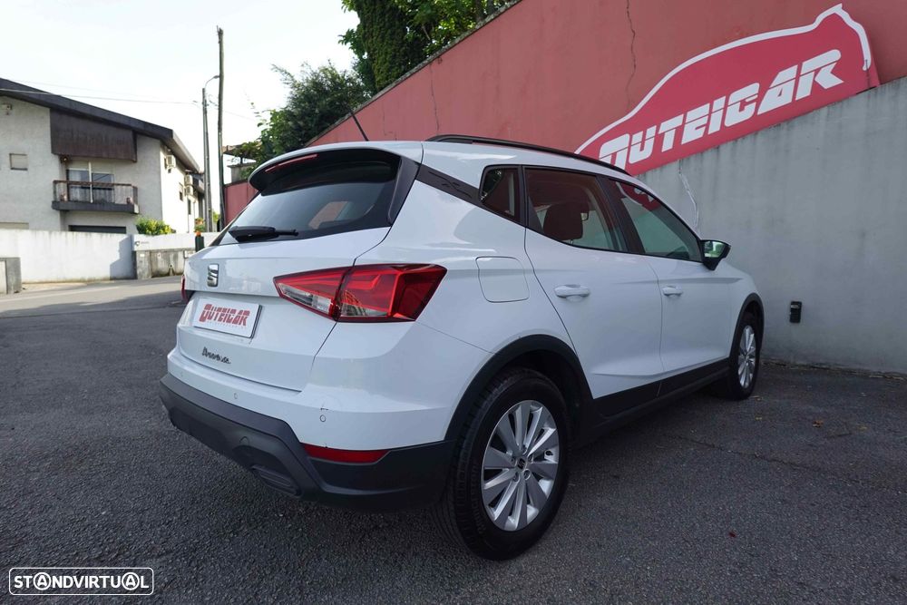 SEAT Arona - 10