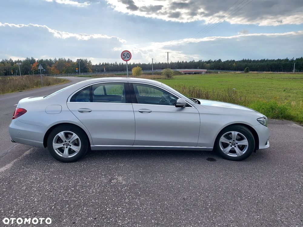 Mercedes-Benz Klasa E 220 d 9G-TRONIC Avantgarde - 13