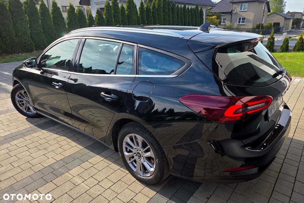 Ford Focus 1.0 EcoBoost Titanium - 5