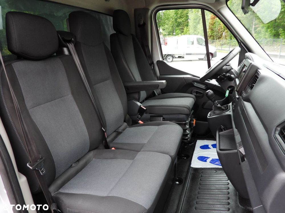 Renault MASTER PLANDEKA 10 PALET TEMPOMAT NAWIGACJA LEDY PNEUMATYKA KLIMATYZACJA  165KM - 39