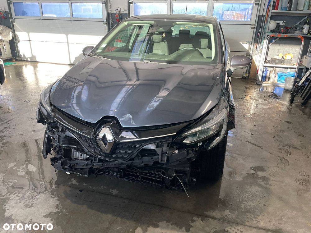 Renault Clio TCe 100 TomTom Edition - 12