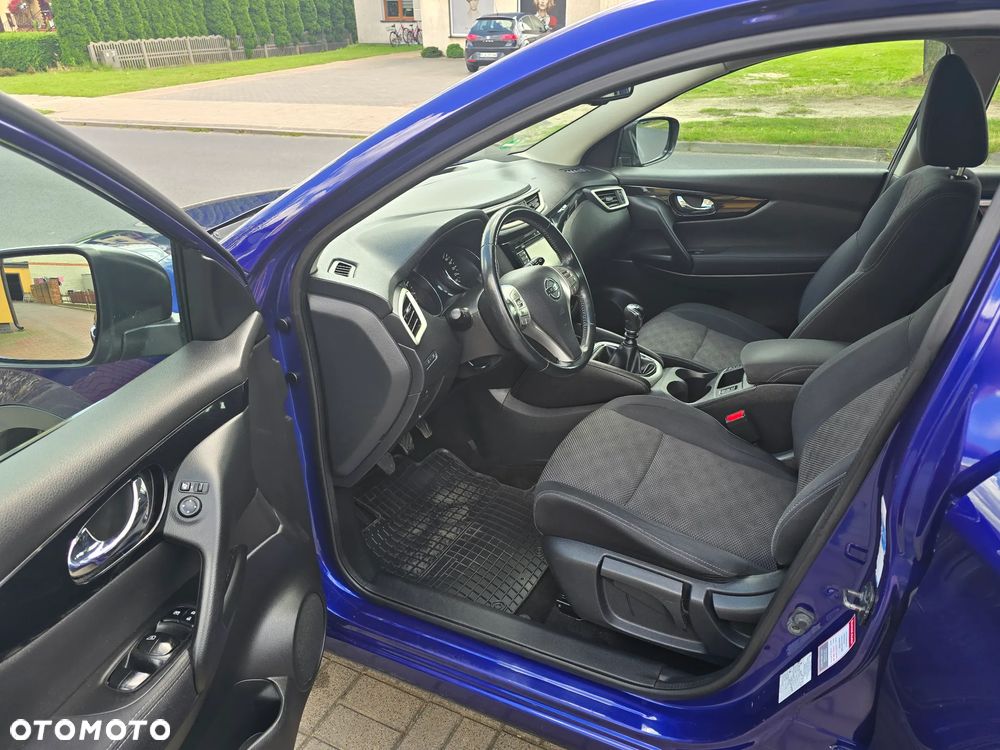 Nissan Qashqai 1.2 DIG-T N-Connecta EU6 - 8