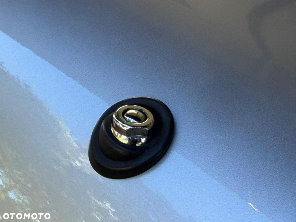 Jaguar XK8 - 35