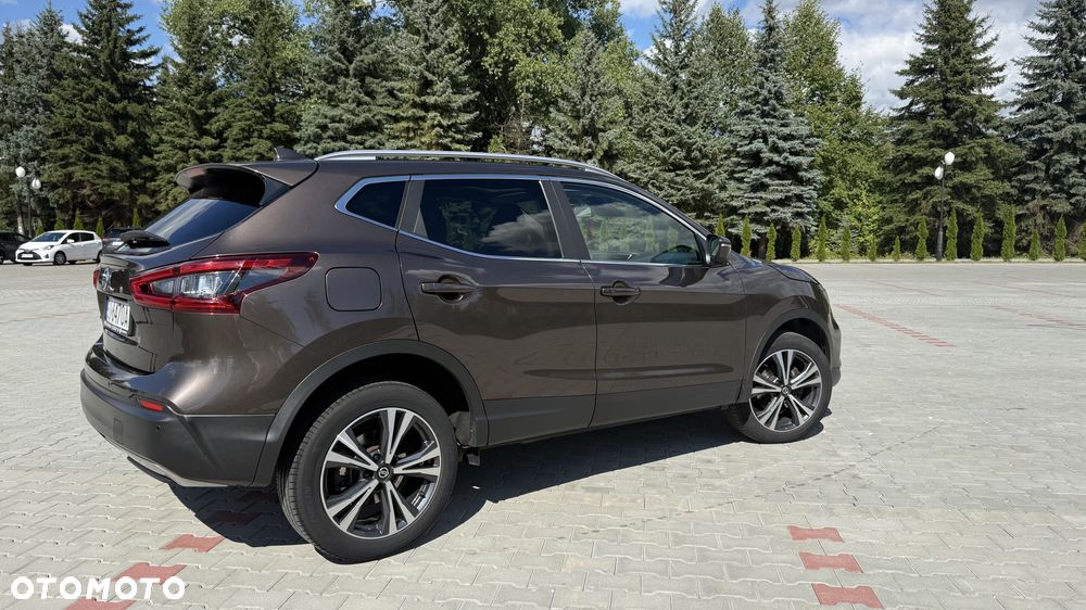 Nissan Qashqai 1.3 DIG-T N-Connecta - 19