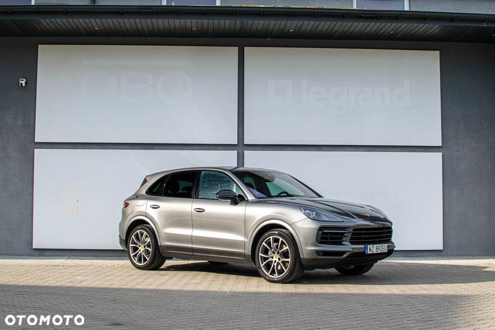 Porsche Cayenne Standard - 8