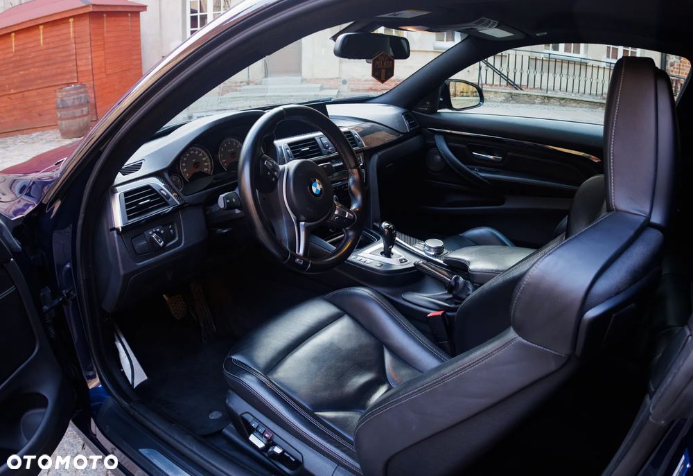 BMW M4 DKG Competition - 7
