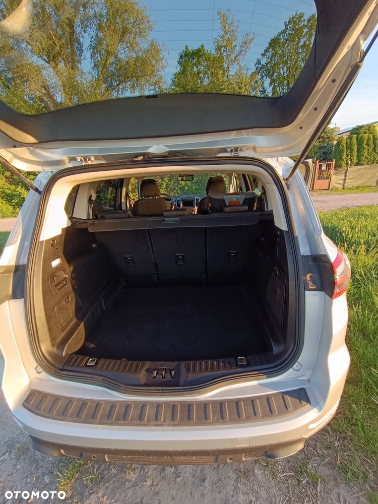 Ford S-Max - 7