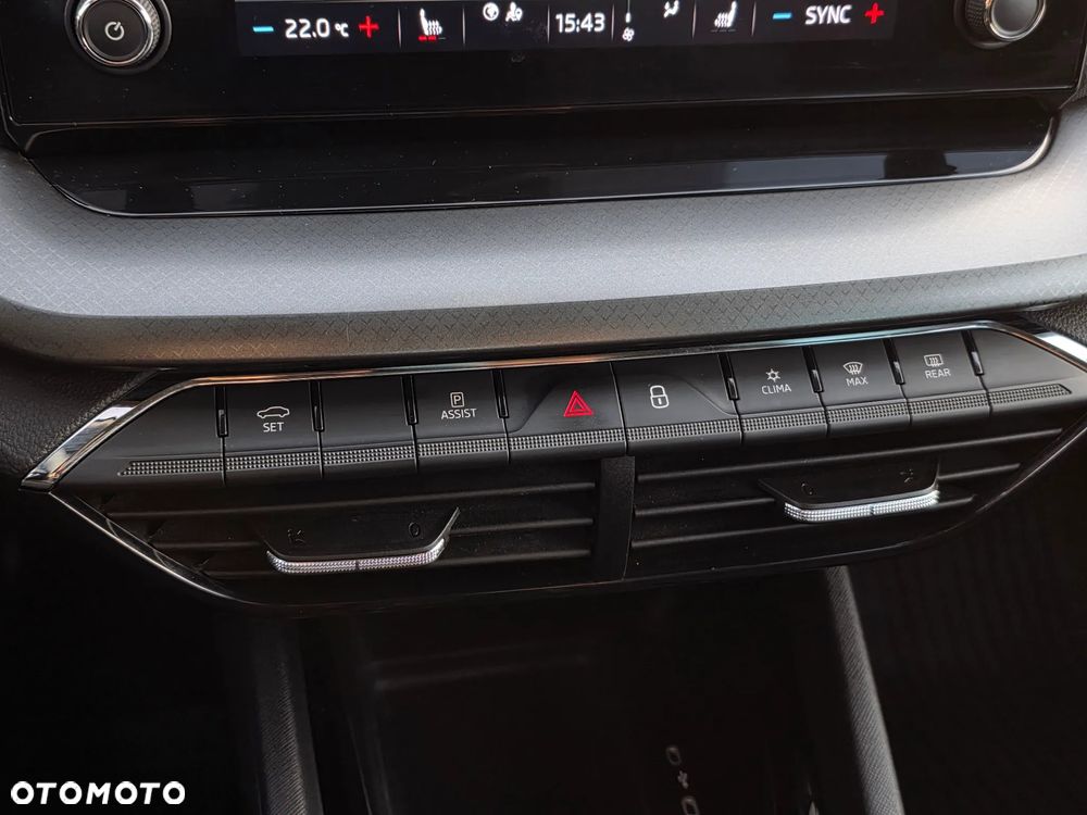 Skoda Octavia 1.5 TSI ACT Ambition - 25