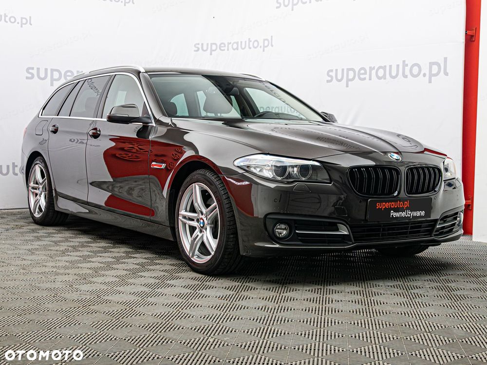 BMW Seria 5 520d xDrive - 4