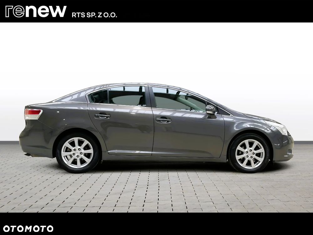 Toyota Avensis 2.0 Sol plus - 6