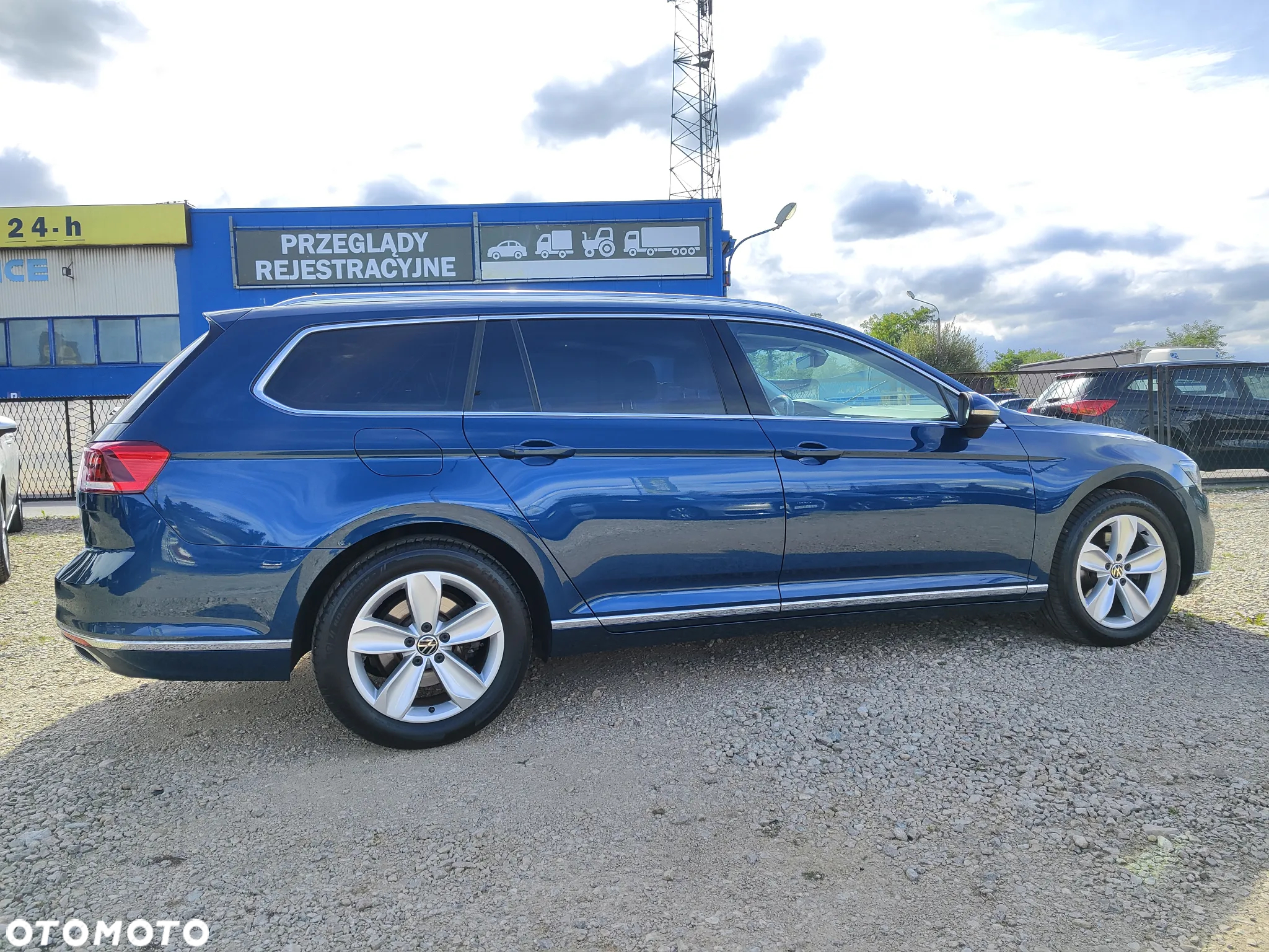 Volkswagen Passat 2.0 TDI EVO Elegance DSG - 9