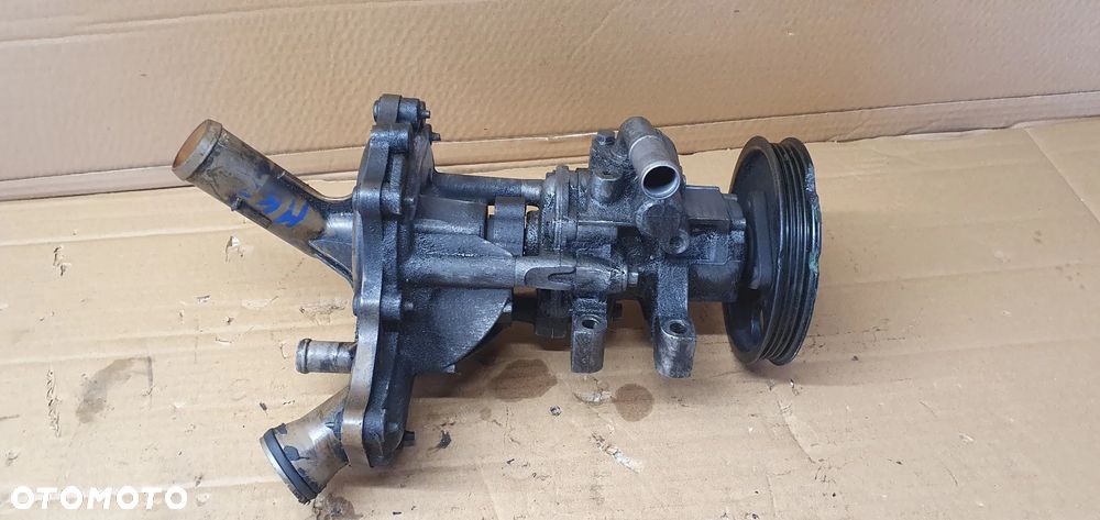 Pompa wspomagania kierownicy pompa wody Ford Transit MK7 2.2 TDCI - 6