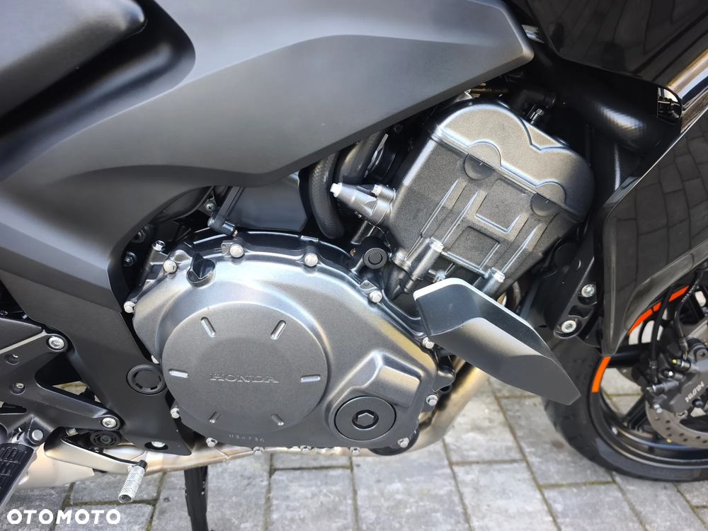 Honda CBF - 22