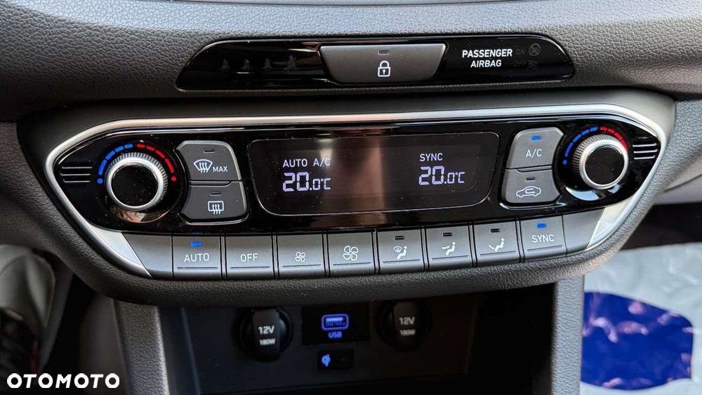 Hyundai i30 1.0 T-GDI DCT EDITION 30+ - 21