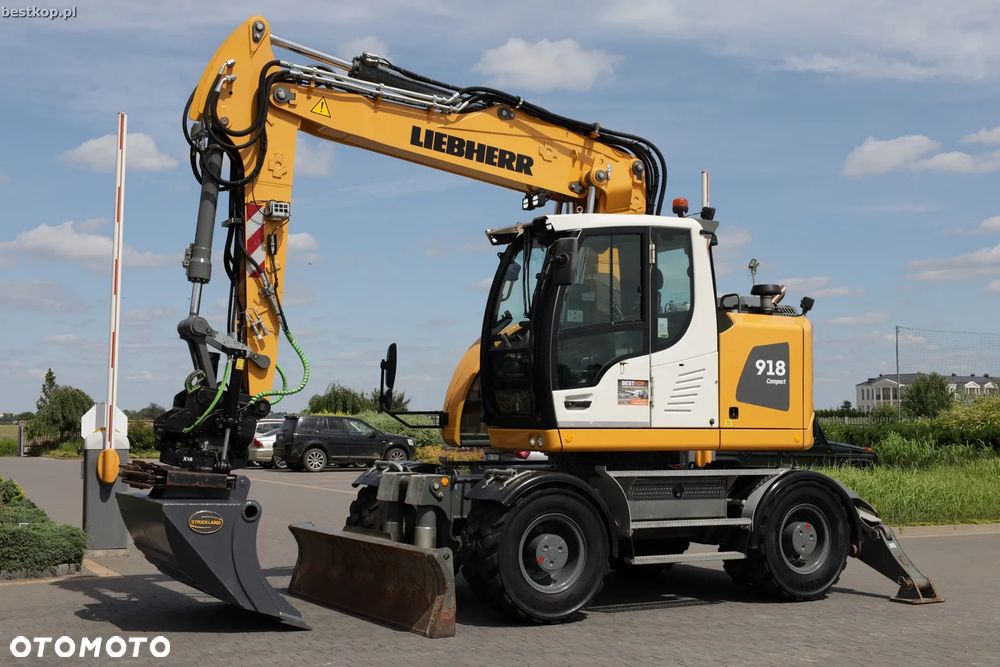 Liebherr A918 Compact - 13