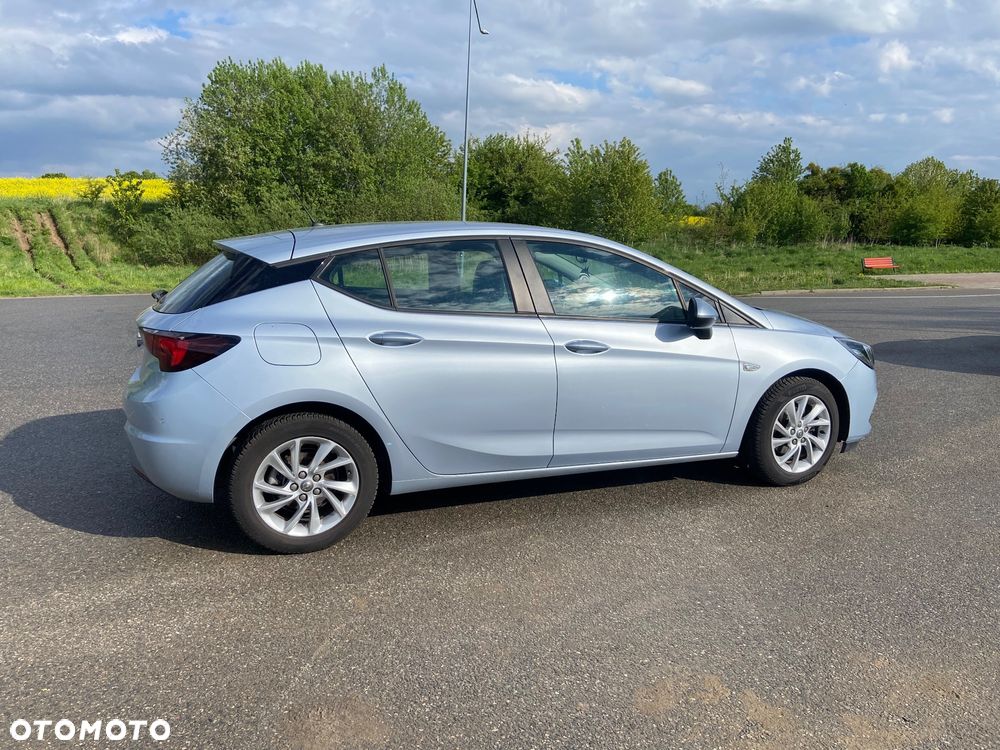 Opel Astra 1.2 T Ultimate S&S - 2