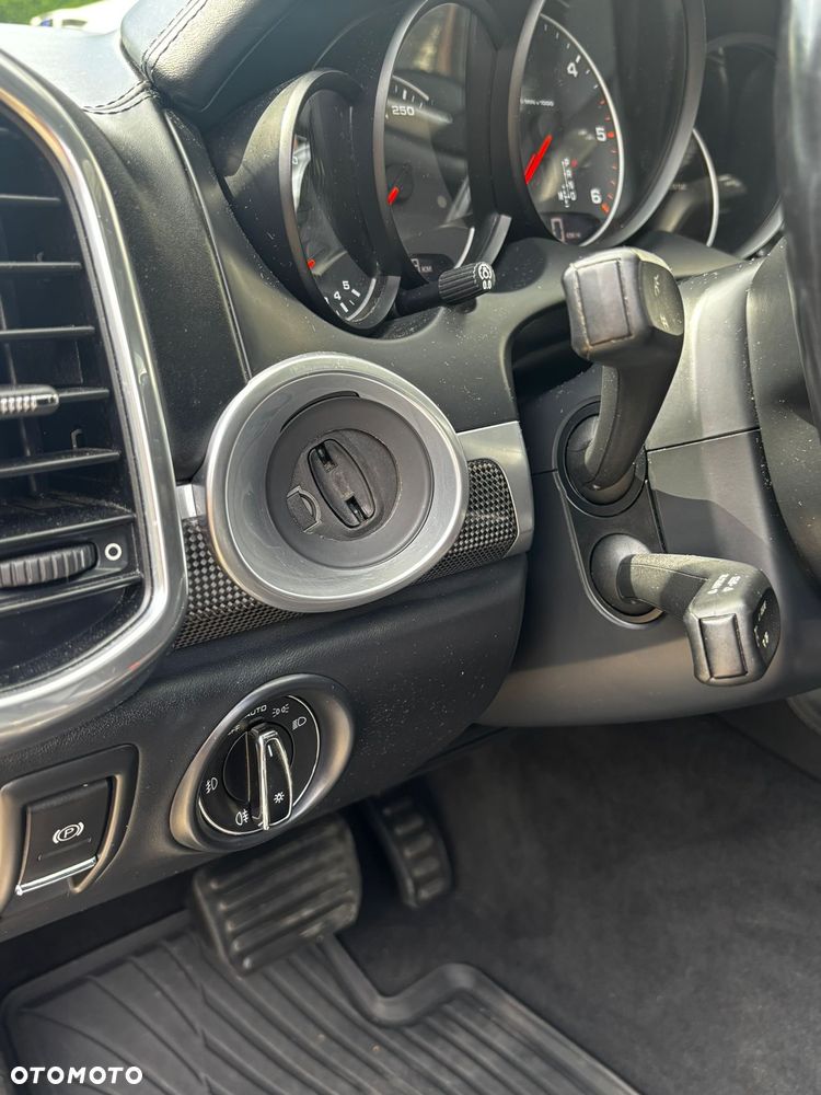 Porsche Cayenne Diesel - 11