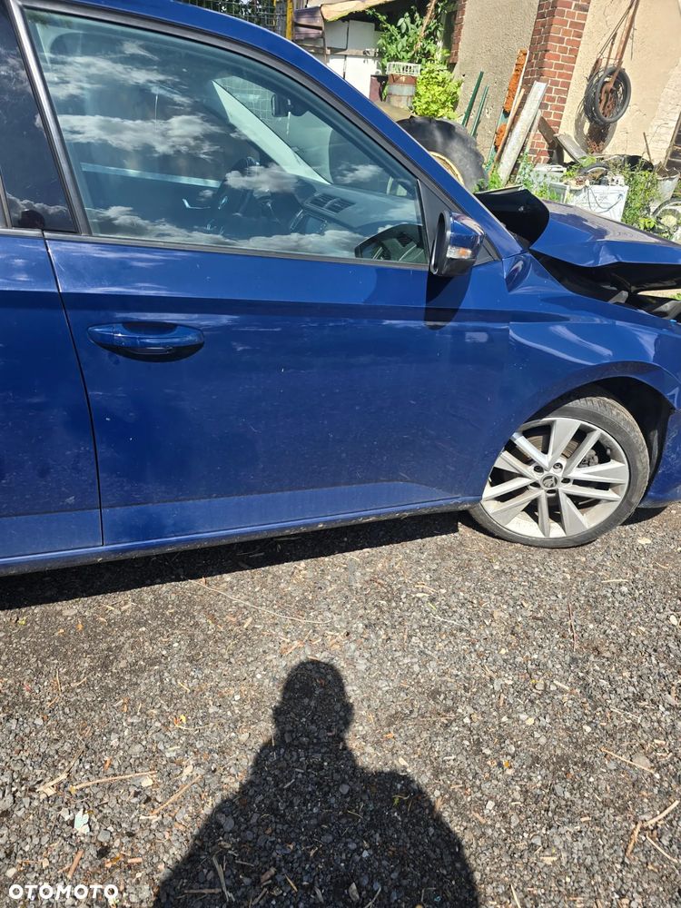 Drzwi prawy przód skoda Fabia III w kolorze LF5A - 2