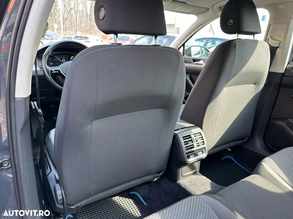 Volkswagen Passat - 5