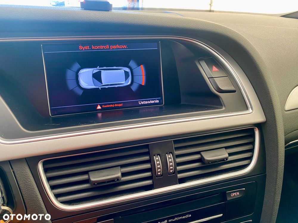 Audi A4 Avant - 30