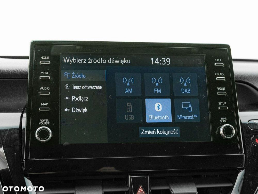 Toyota Camry - 21