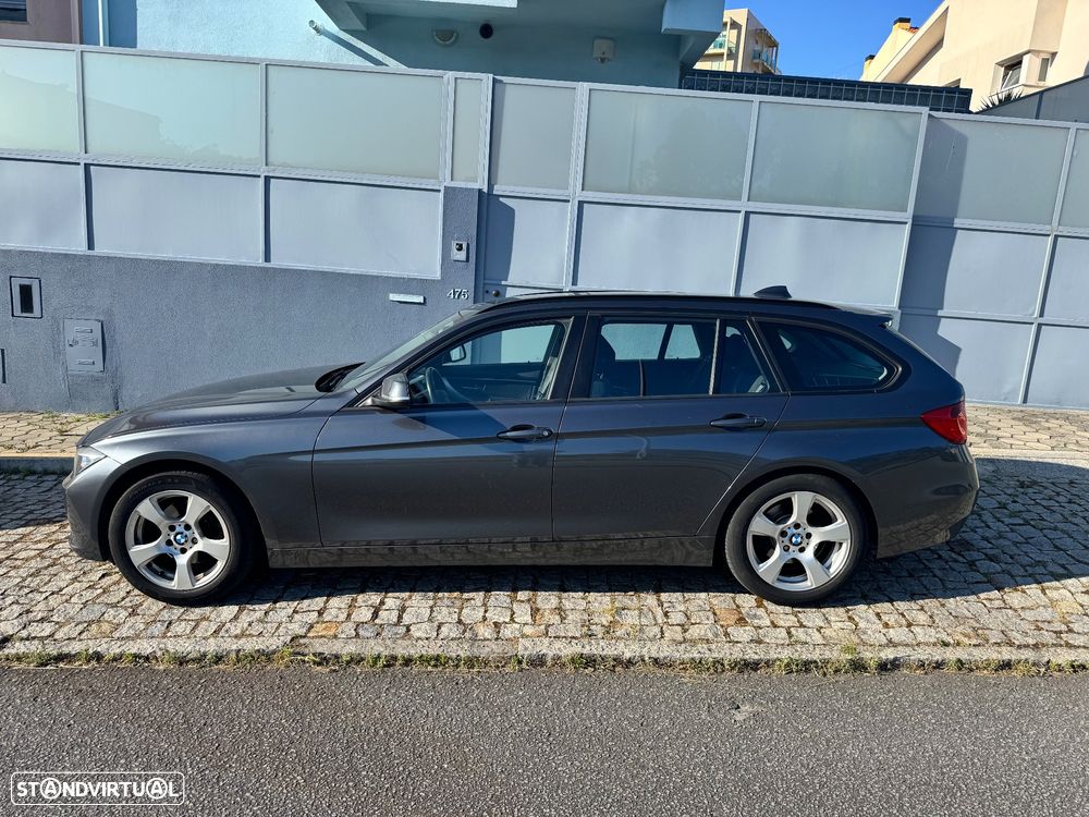 BMW 320 d Sport Line - 1