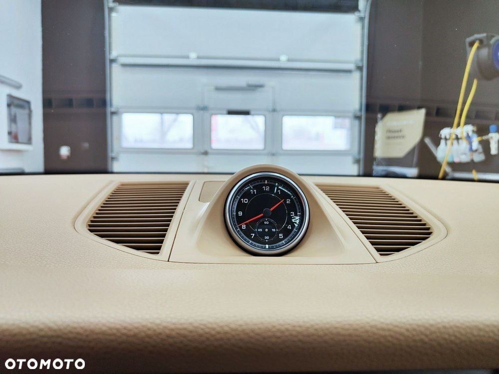 Porsche Macan S - 16