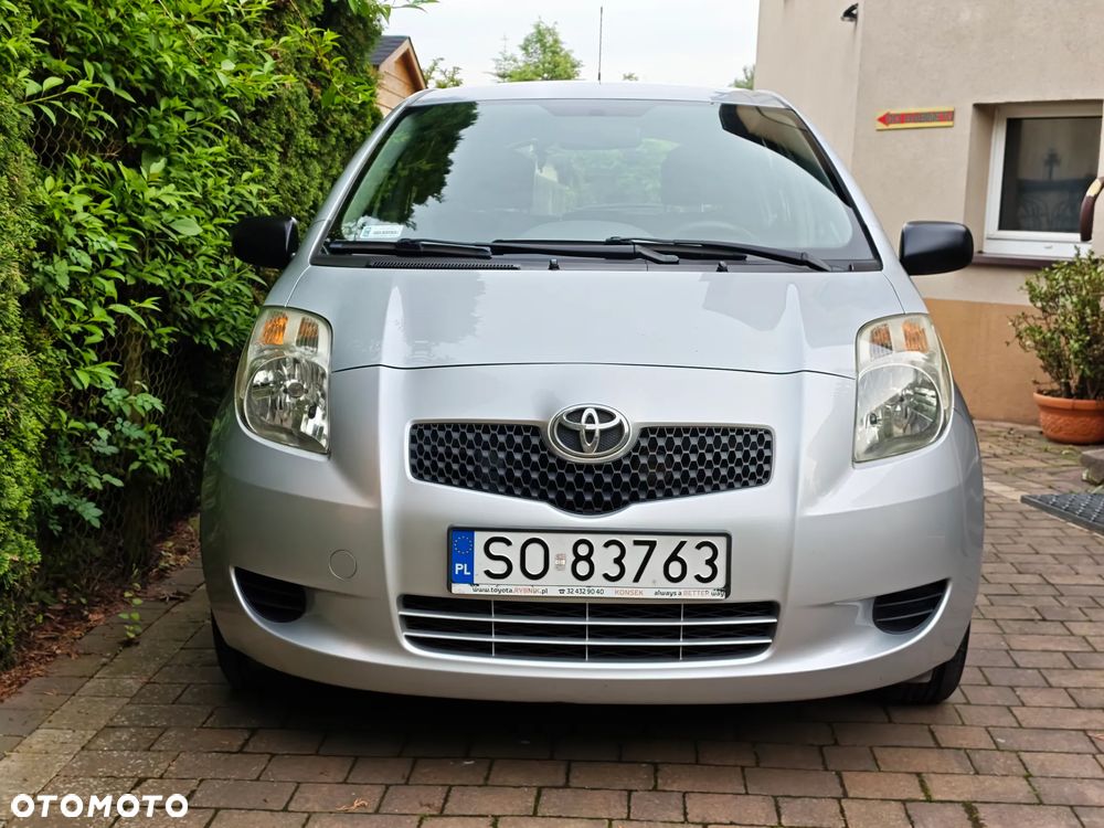 Toyota Yaris 1.0 Luna A/C - 8