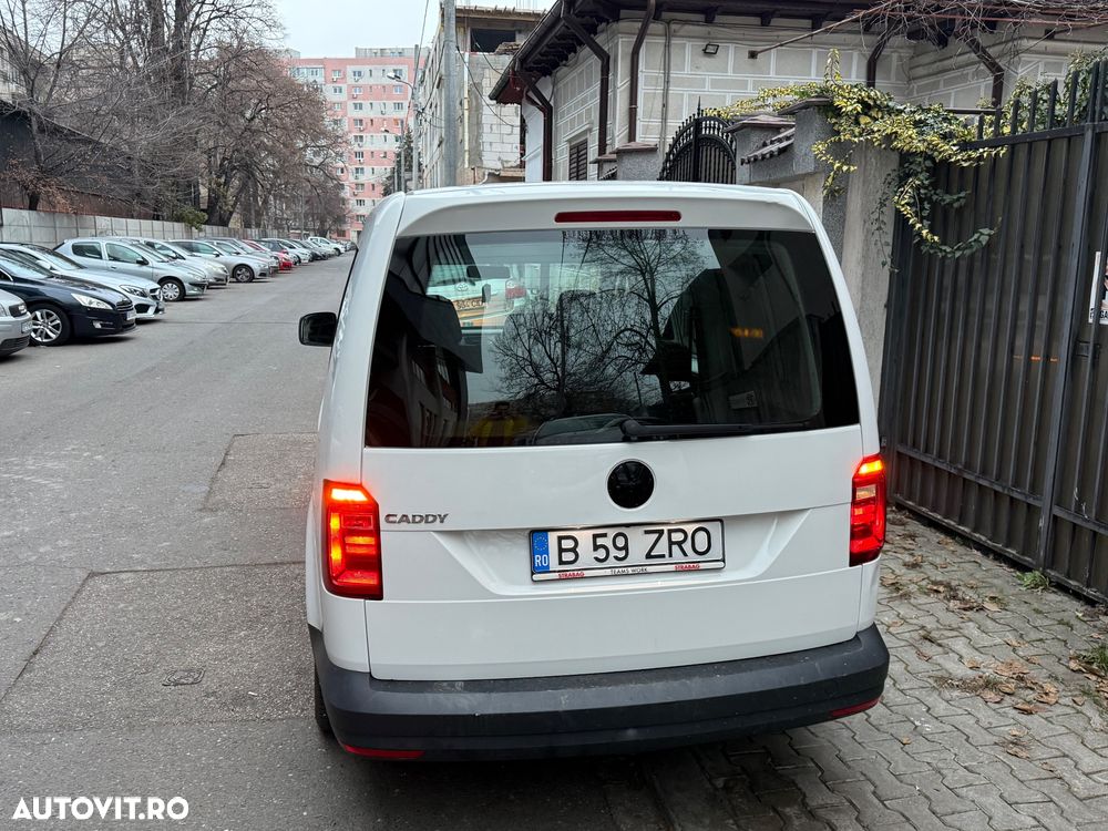 Volkswagen Caddy Maxi 2.0 TDI 75 kW Life - 17