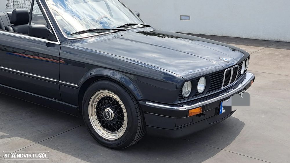 BMW 320 i Cabriolet - 29