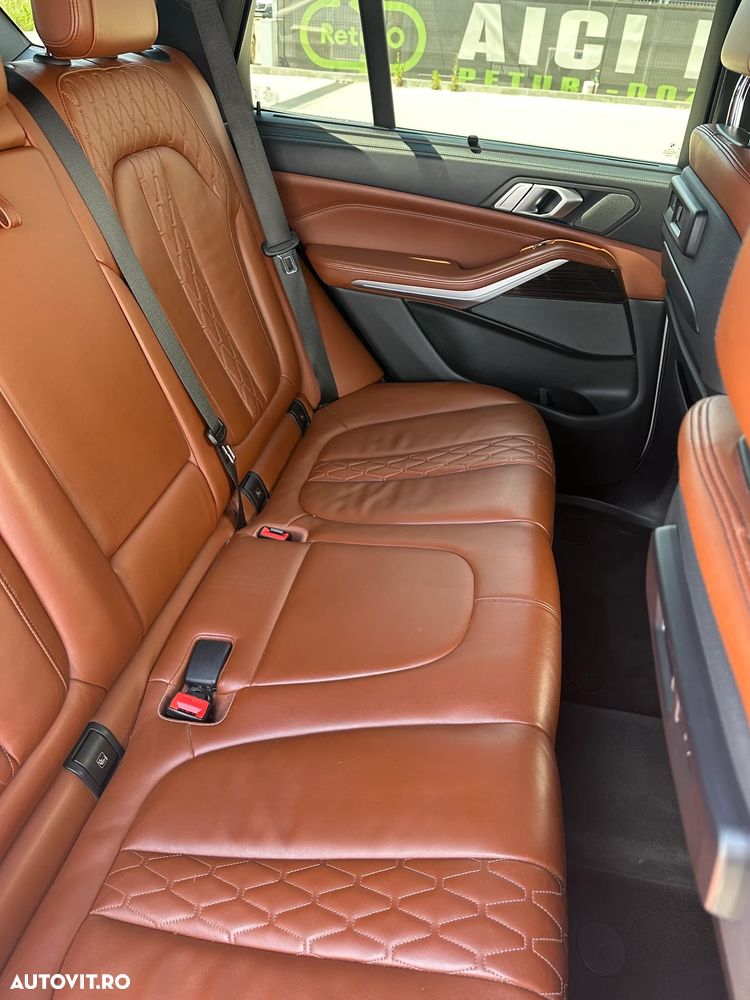 BMW X5 M M50d - 11