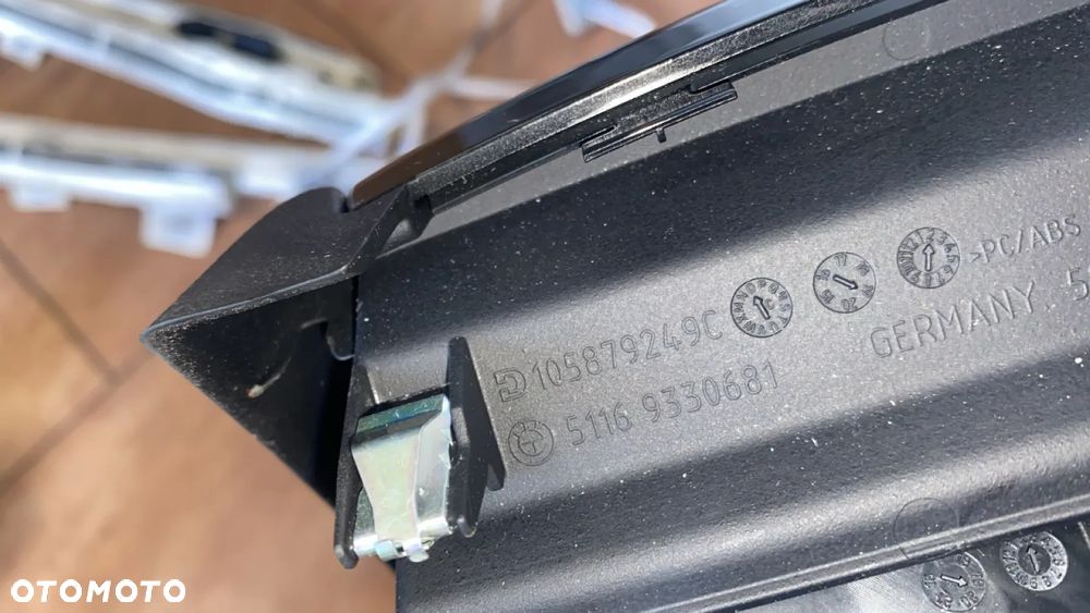 BMW 5 G30 G31 RAMKA OBUDOWA TUNELU NAWIEWU 9330681 - 4