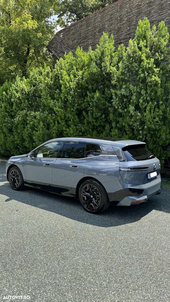 BMW iX M60 - 19