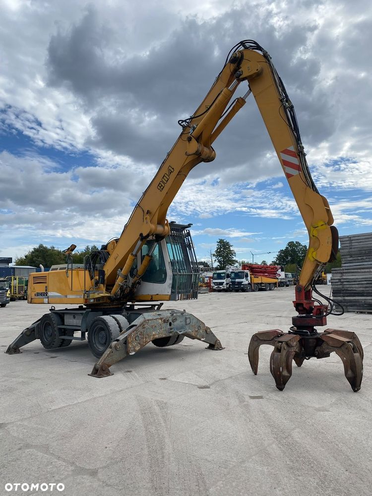 Liebherr A 904 Przeładunkowa z Chwytakiem do Śmieci / Złomu - 12